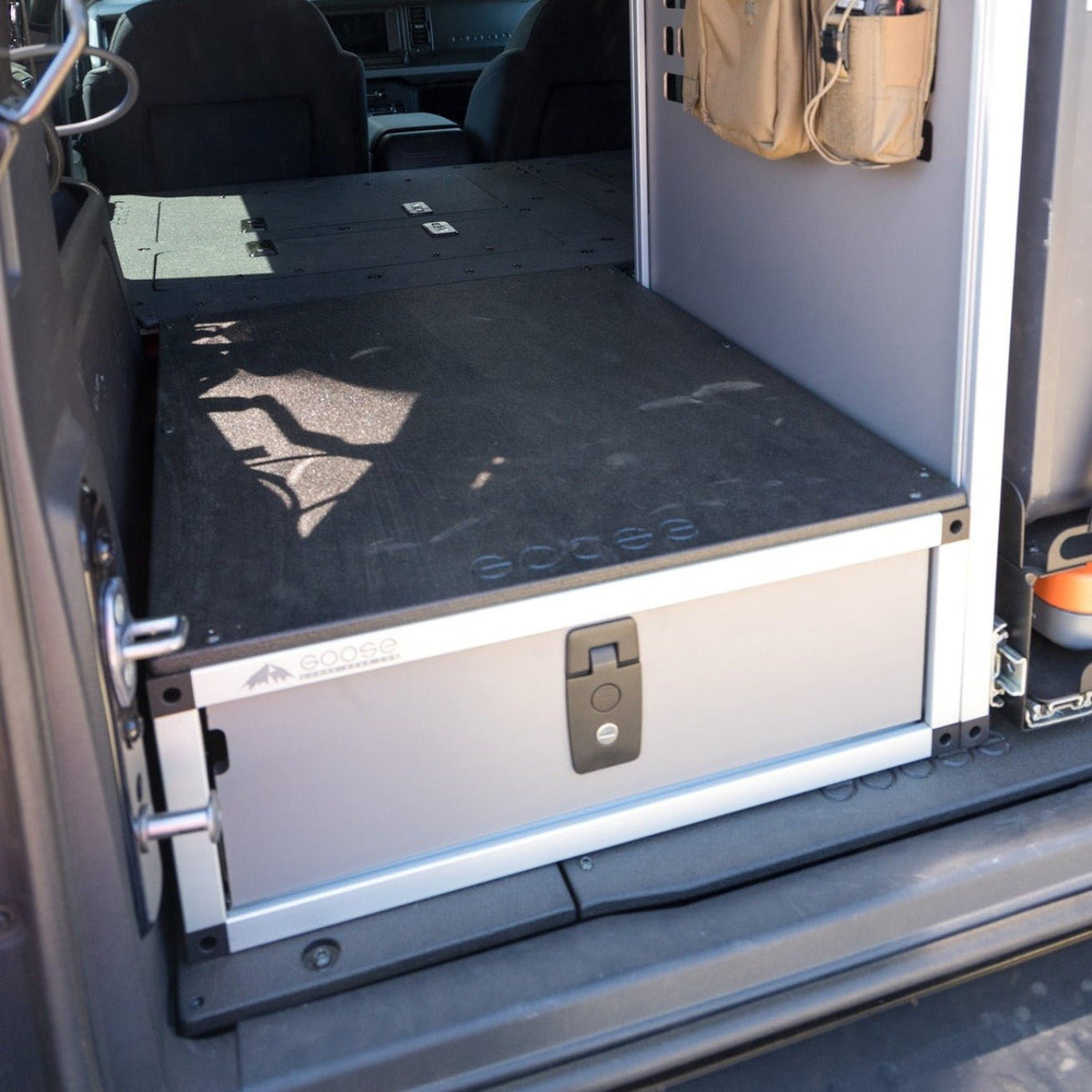 GOOSE GEAR Ford Bronco 2021-Present 6th Gen. - Single Drawer Module with Top Plate - 22 3/16" Wide x 8" High x 28" Depth - 6137-GGR-SH