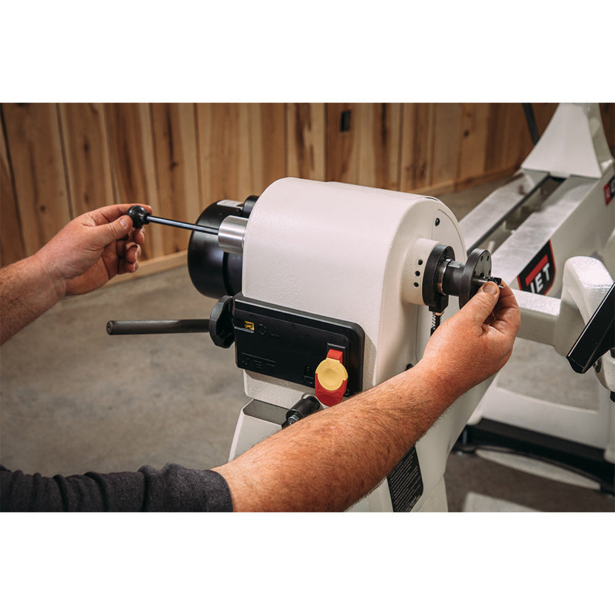 JET JWL-1440VS 14" x 40" Benchtop Wood Lathe - JT9-719400