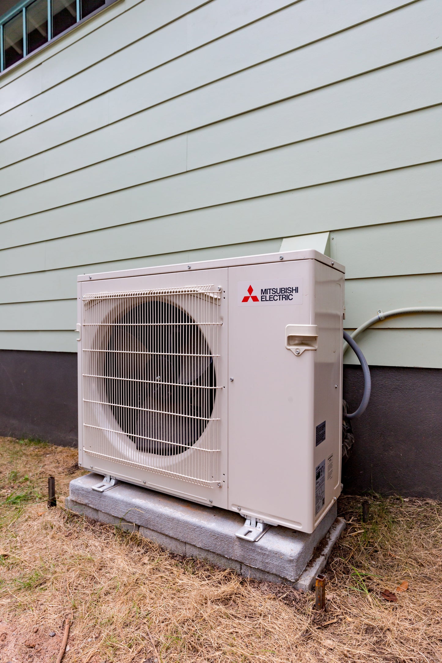 Mitsubishi MXZ-2D20NL 20,000 BTU 2-Zone Heat Pump Unit - R454B - MXZ2D20NL