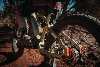 Cyrusher Rover Step-Over Full-Suspension E-Bike - US-ROVER-GREEN