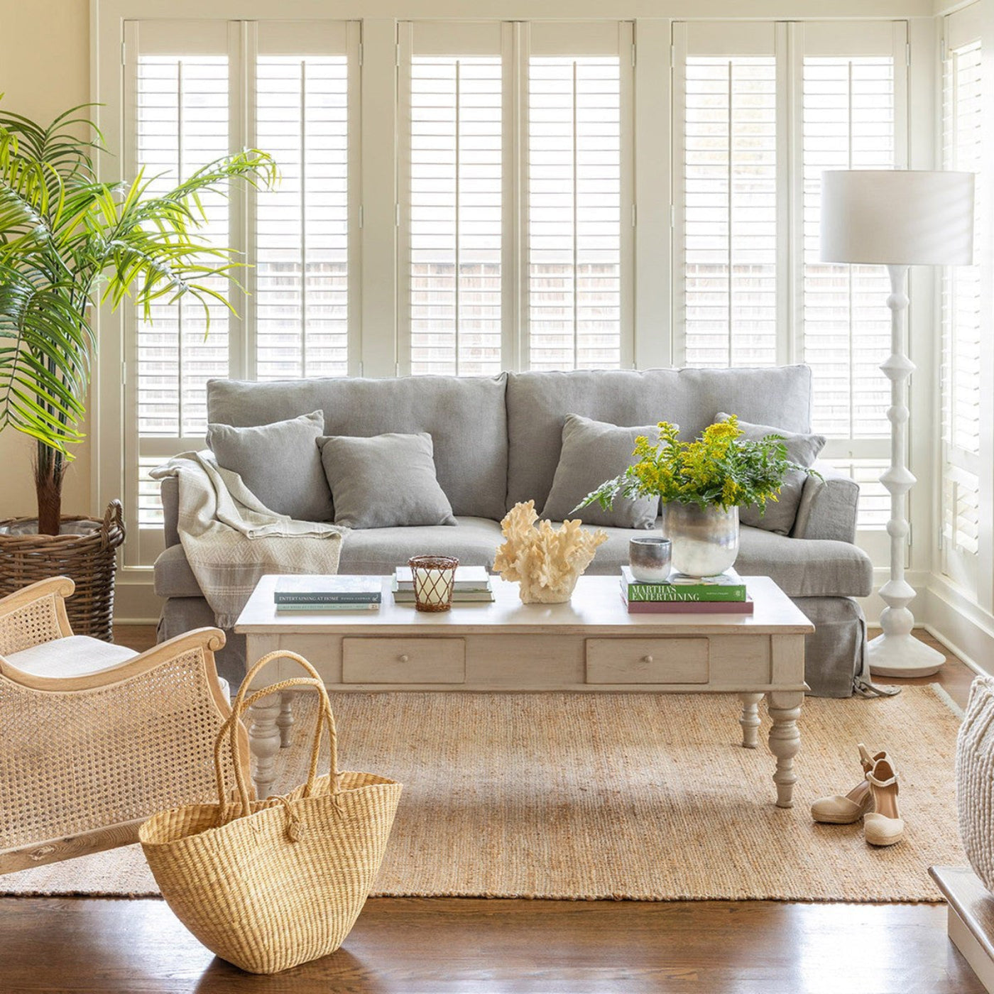 Park Hill Collections Coastal Cottage Slipcover Sofa - EFS81660