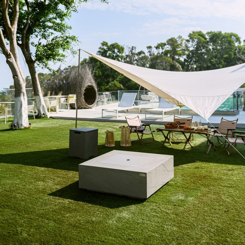 Elementi Plus Capertee Fire Table Outdoor with Lid