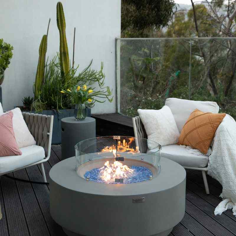 Elementi Plus Colosseo Fire Table with Flame and windscreen