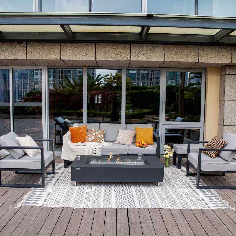 Elementi Sydney Ethanol Fire Pit Slate Black Outdoor set up