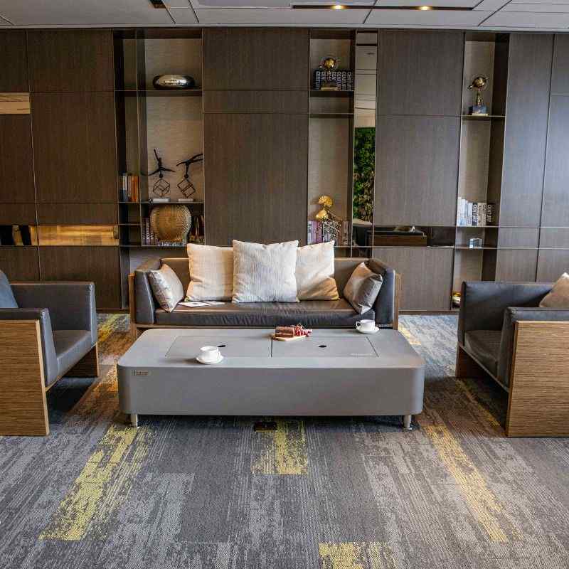 Elementi Sydney ethanol fire Pit Space Grey with aluminum lid Front Angle