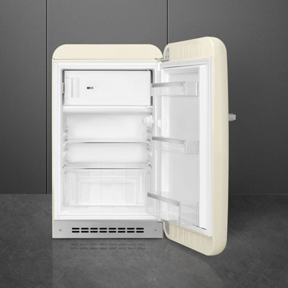 Smeg Retro-style Cream - FAB10URCR3