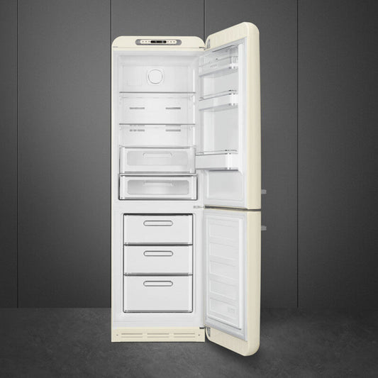 Smeg Retro-style Cream - FAB32URCR3