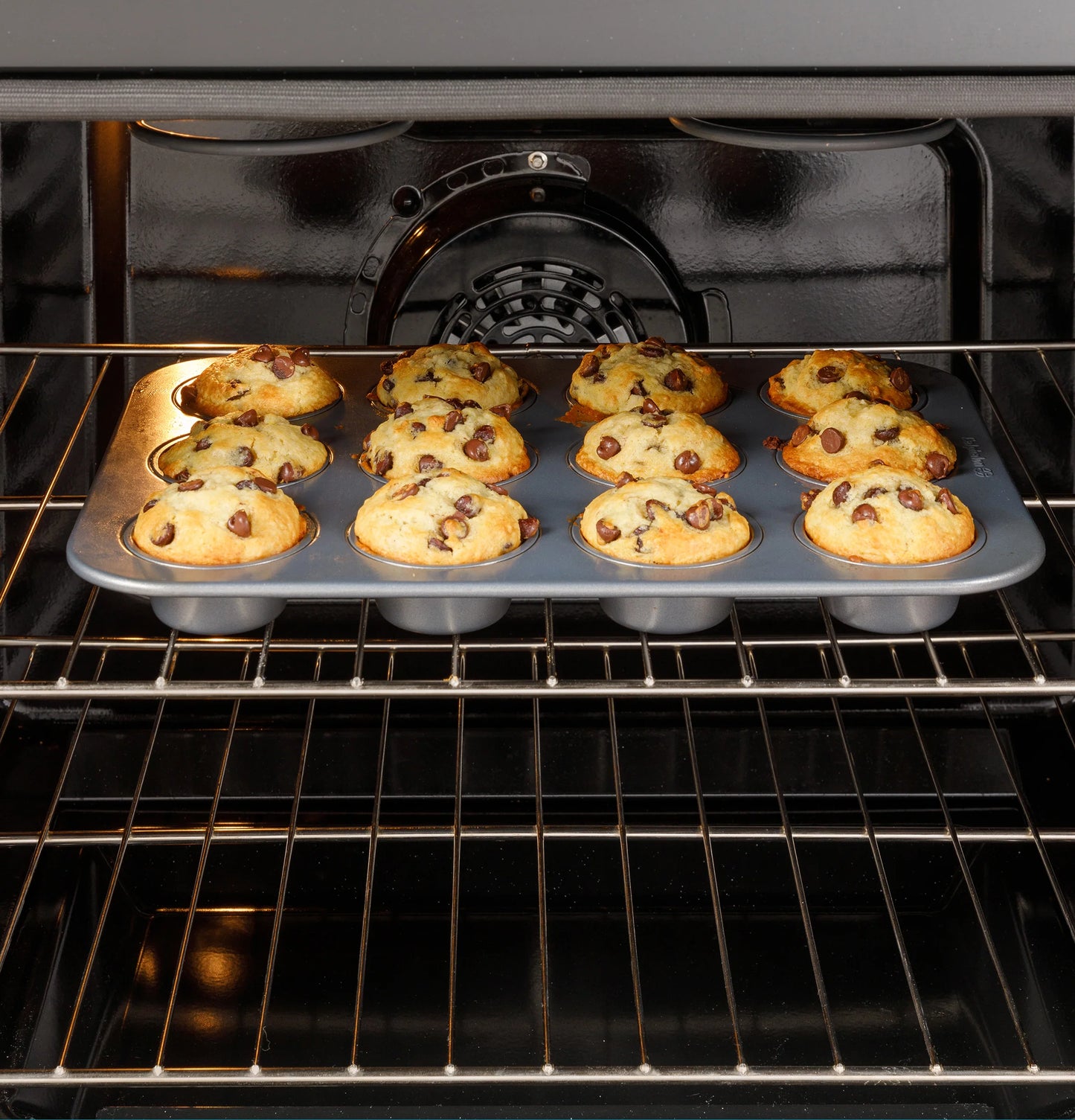GE Appliances 30" Slide-In Electric Convection Range with No Preheat Air Fry and EasyWash Oven Tray Fingerprint Resistant Slate - GRS600AVES