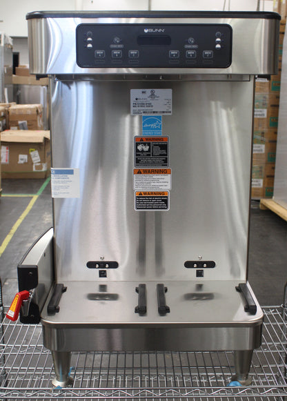 Bunn 51200.0102 *Ding and Dent* Twin Soft Heat Coffee Brewer - 1874DD512000102