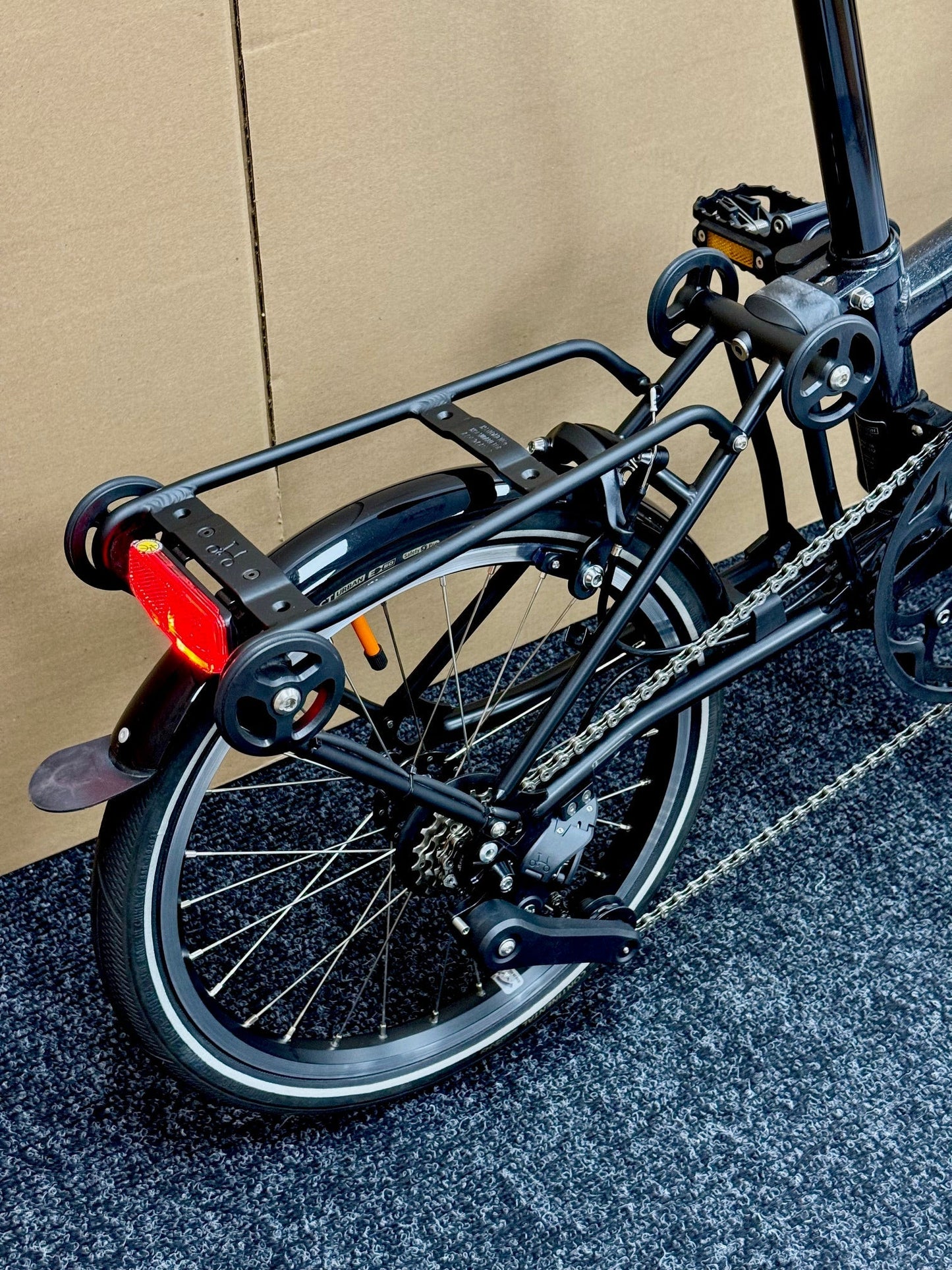 Brompton Pre-Owned P Line 4-Speed Electric Black Metallic