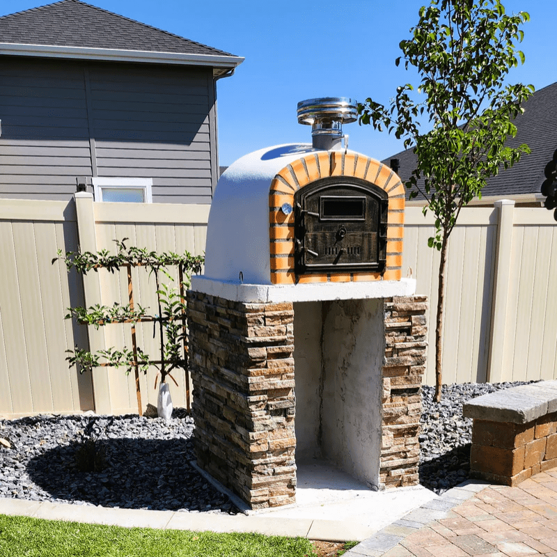 LisboaPremiumPizzaOvenOutdoorSetup