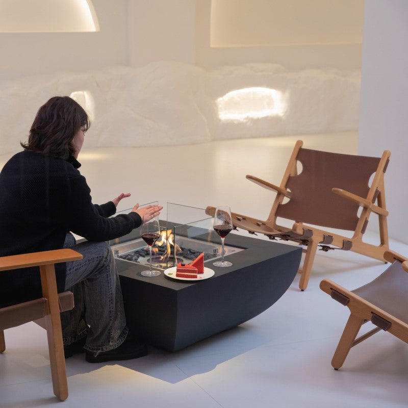 Modeno Aurora Ethanol Fire Table Setup