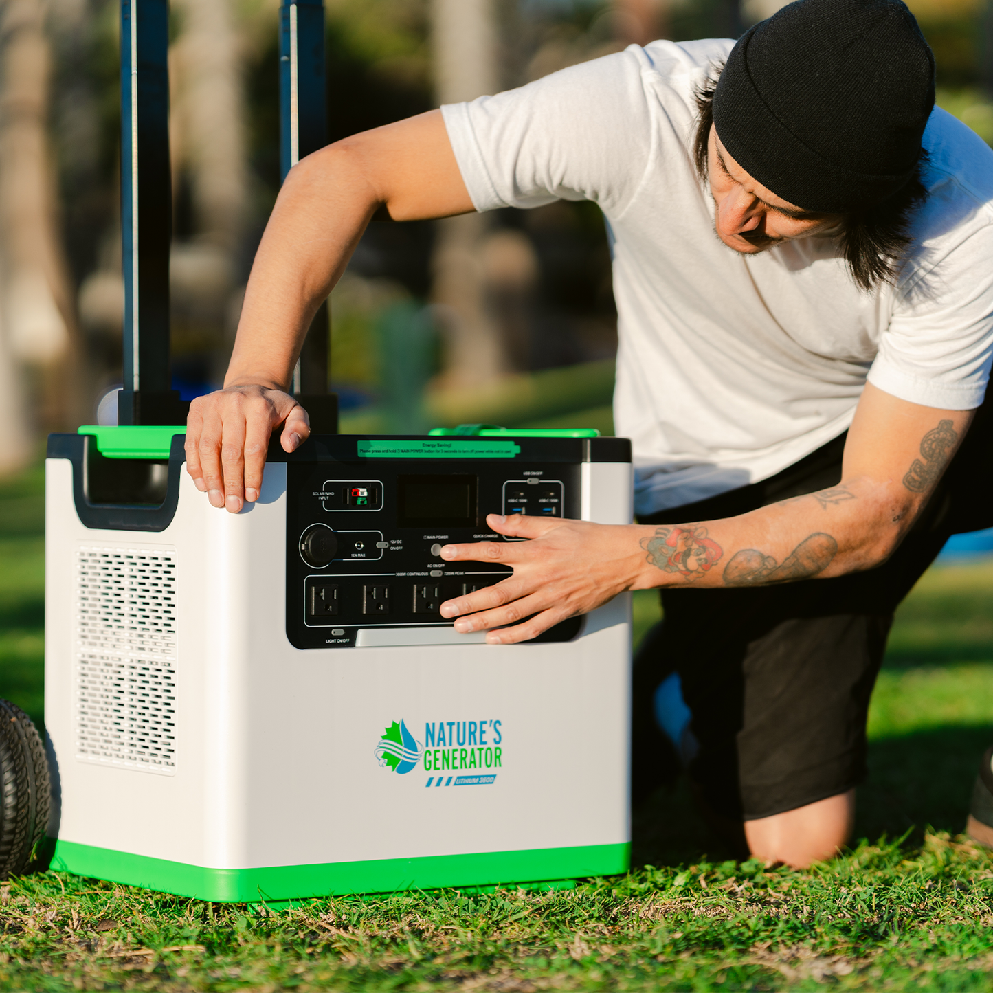 Nature's Generator Lithium 3600 Solar Generator and Transfer Switch - NGL36AUP