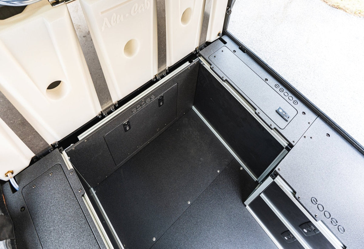 GOOSE GEAR Alu-Cab Canopy Camper V2 - Toyota Tacoma 2005-Present 2nd & 3rd Gen. - Front Utility Module - 5' Bed - 2748-GGR-SH