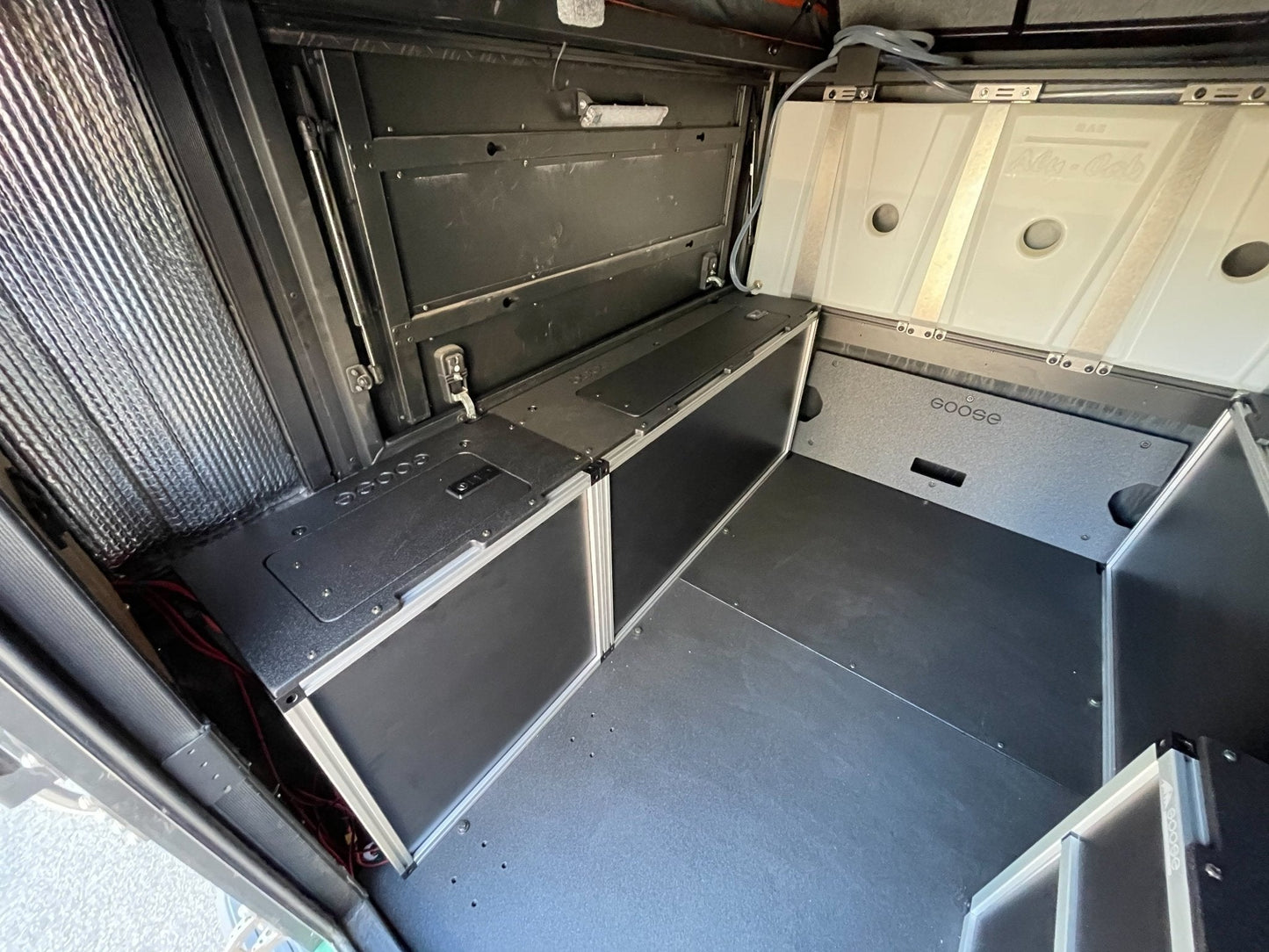 GOOSE GEAR Alu-Cab Canopy Camper V2 - Toyota Tacoma 2005-Present 2nd & 3rd Gen. - Front Utility Module - 6' Bed - 2744-GGR-SH