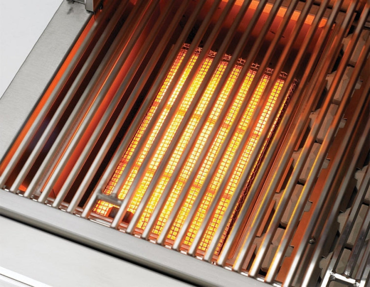 Delta Heat Sear Zone Kit for 32 and 38 Inch Grills - DHSZ-KIT-B