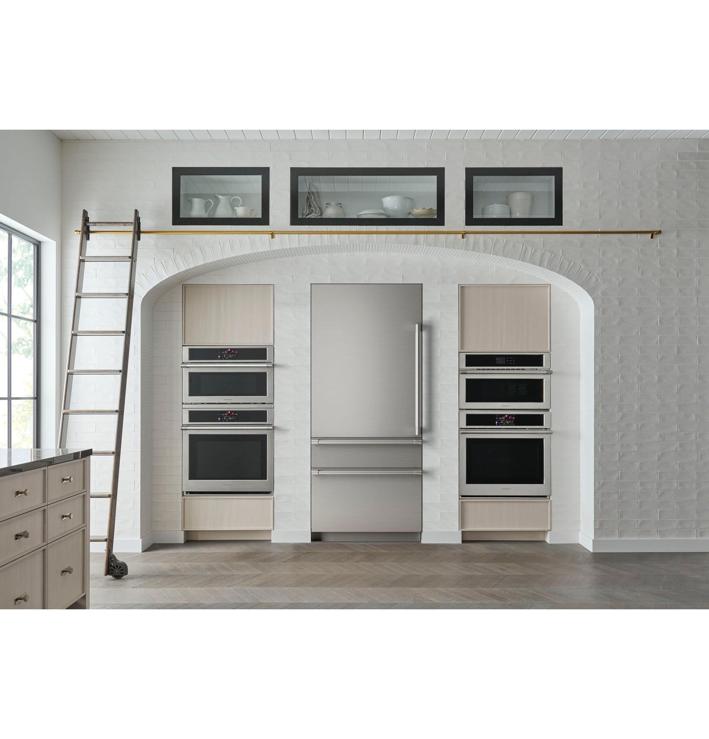 MONOGRAM Monogram 36" Panel-Ready Integrated Bottom-Freezer Refrigerator- Right Hinge Custom Panel Ready - ZIC363NBVRH