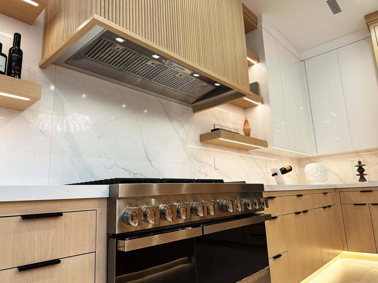 XO APPLIANCE XOIL4822KSE 48" 1000 CFM liner insert hood 22in D in Stainless Steel - XOIL4822KSE