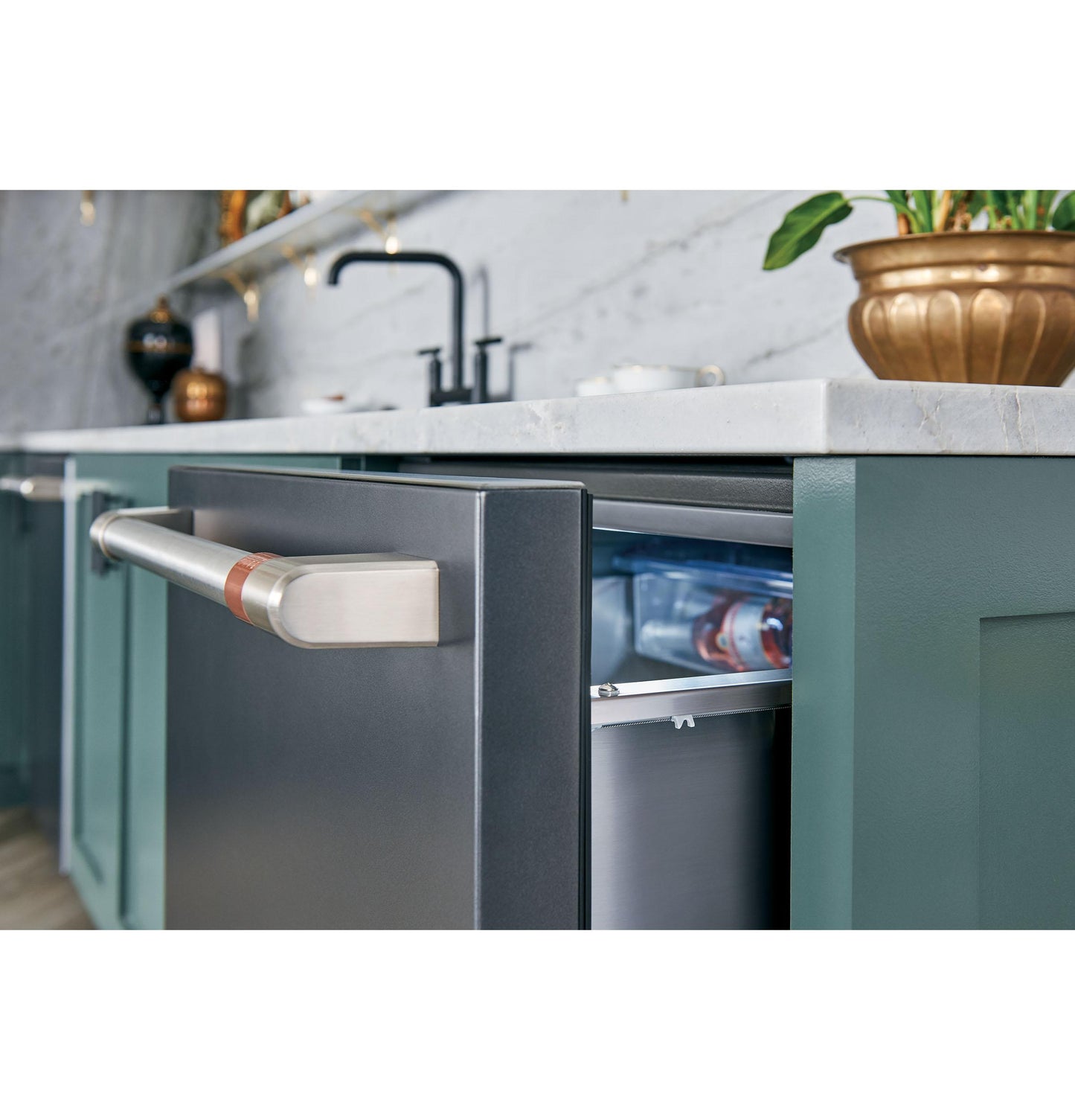 CAFE  5.7 Cu. Ft. Built-In Dual-Drawer Refrigerator Black - CDE06RP3ND1