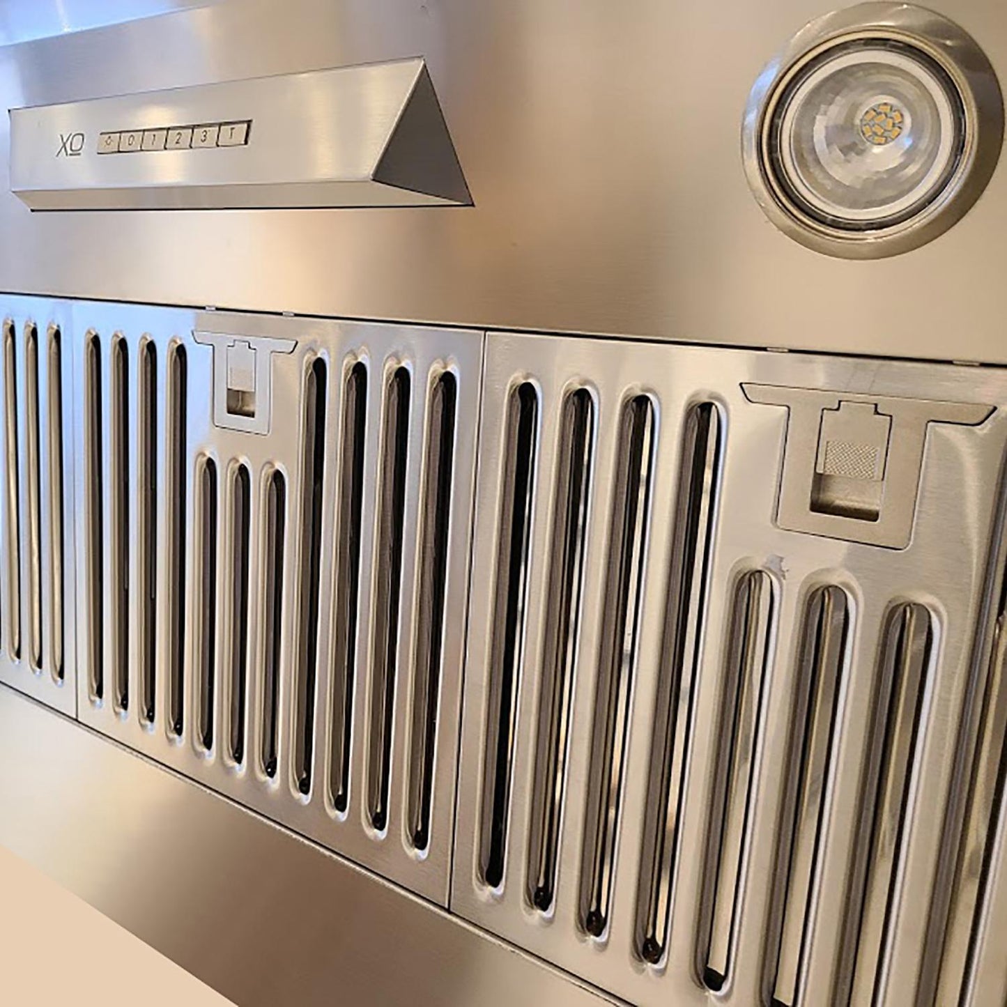 XO APPLIANCE XOIL3619SC 36" CCC 600/395 CFM Insert Hood Liner in Stainless Steel - XOIL3619SC