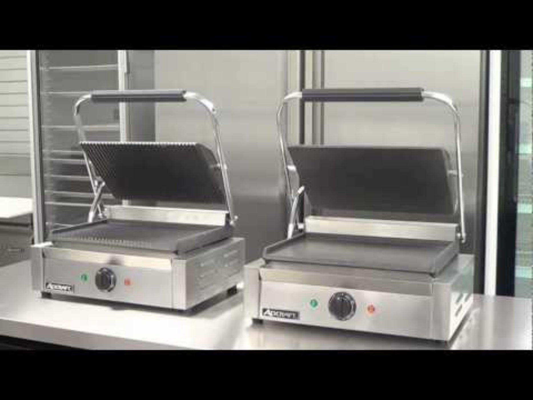 Adcraft Countertop Single Sandwich Grill Grooved Plates - SG-811E 13