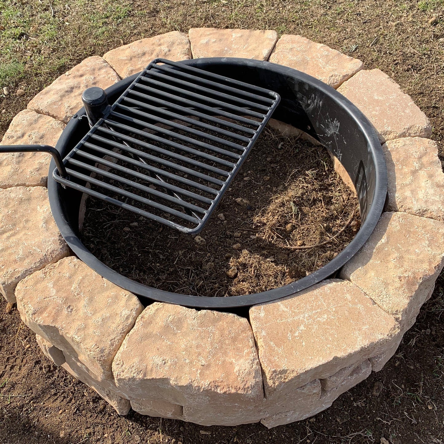 Pilot Rock 6 Pack 30.5 Inch Steel Ground Fire Pit Ring and Metal Cooking Grate - 415884