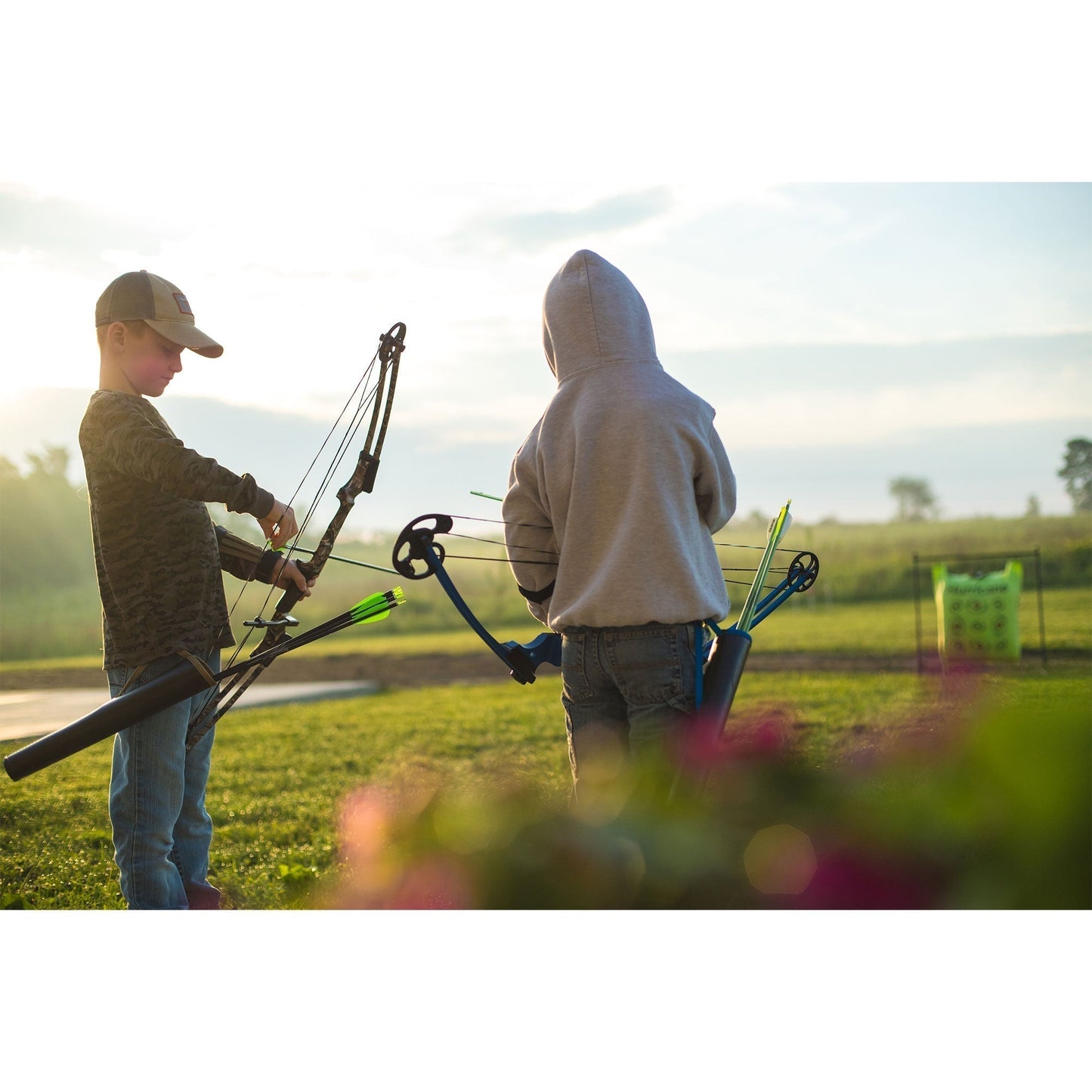 Genesis Archery Original Adjustable Right Handed Compound Bow, Black (5 Pack) - 323580