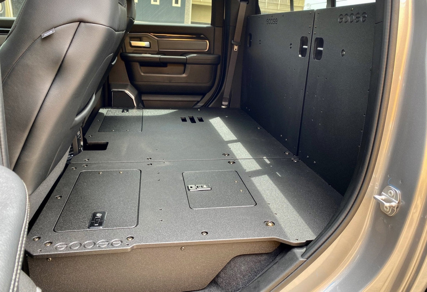 GOOSE GEAR Ram 2500/3500 2009-Present 4th & 5th Gen. Crew Cab - Second Row Seat Delete Plate System - 1113-GGR-SH