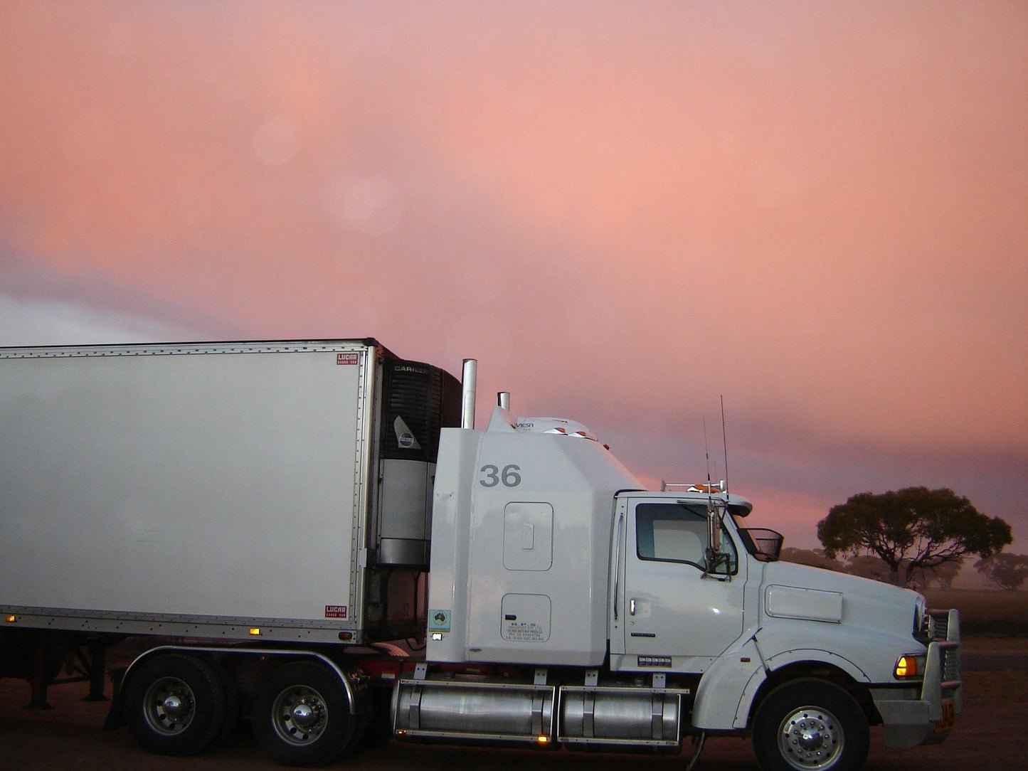 Freight shipment reconsignment cost