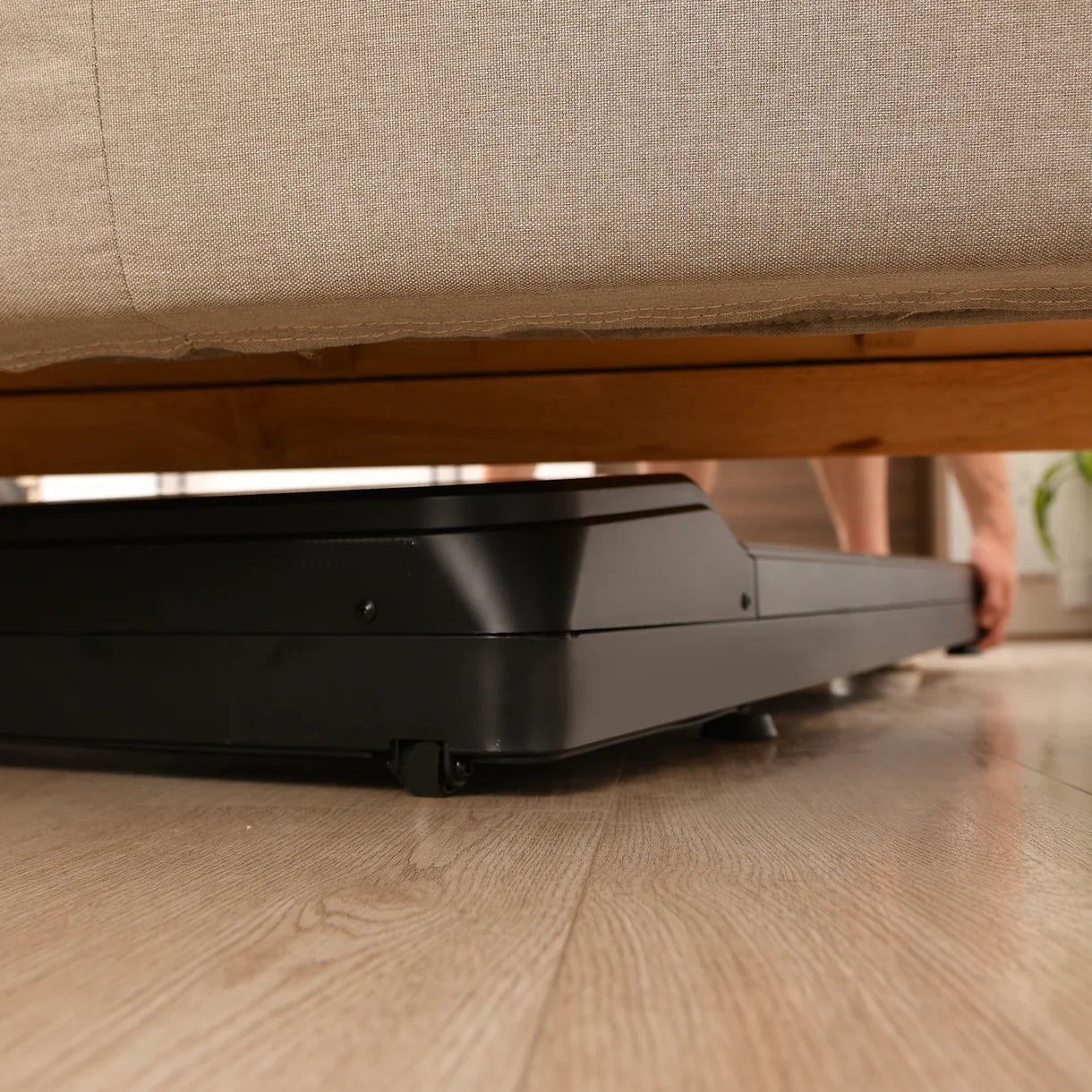 TR1200Pro-GlowUp Under Desk Treadmill