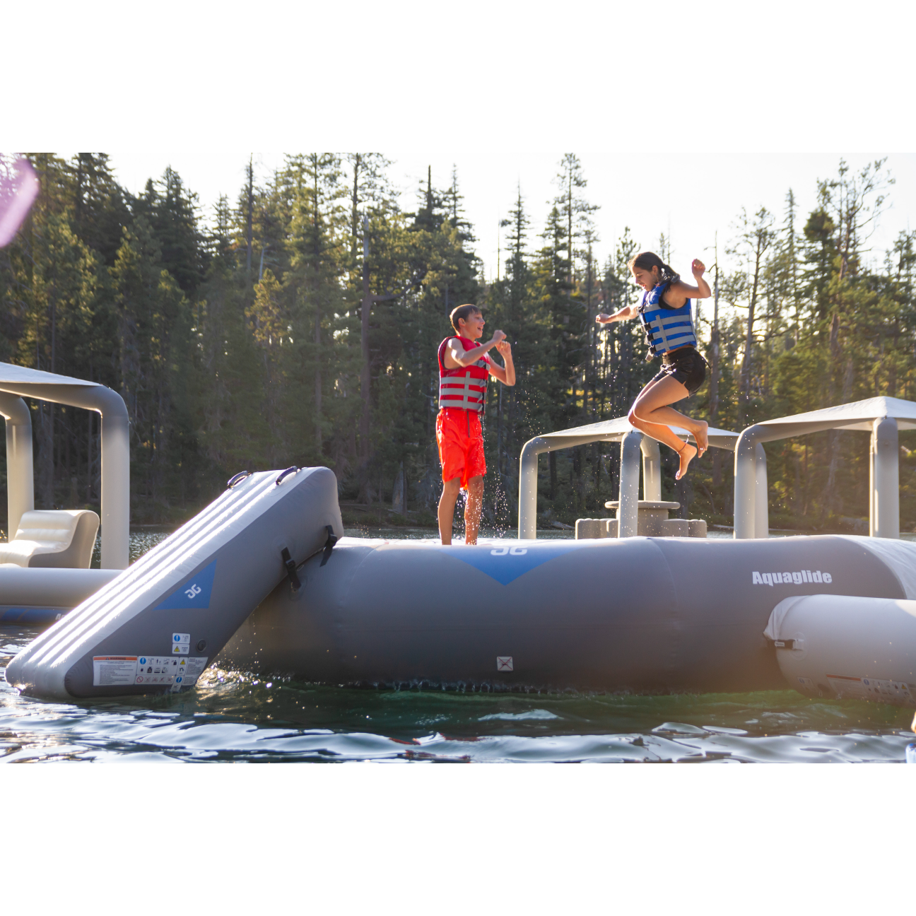 Aquaglide Recoil Trampoline 17.0 Aquapark