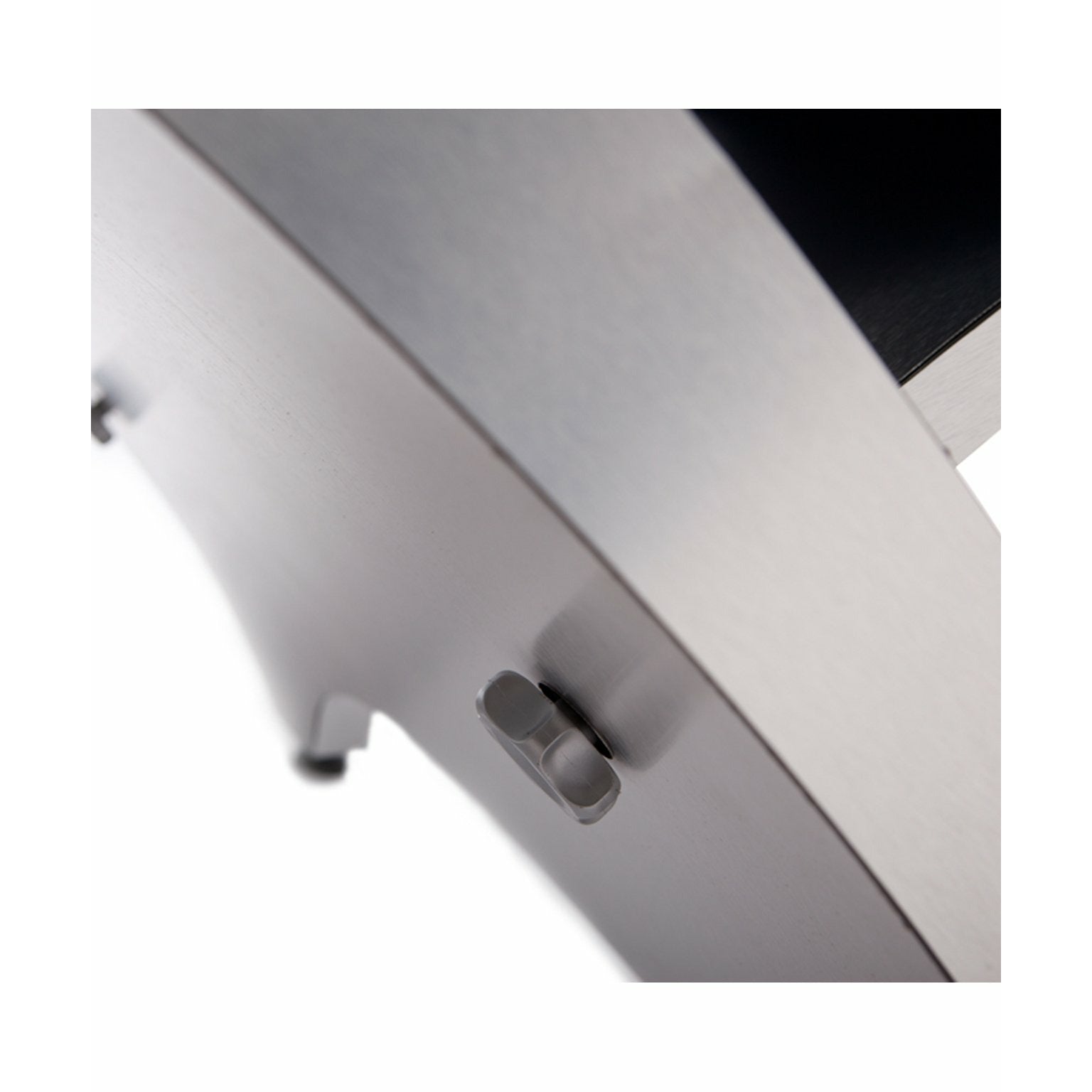 Killerspin Revolution Classic SVR-Silver Table Tennis Table Close Up 1