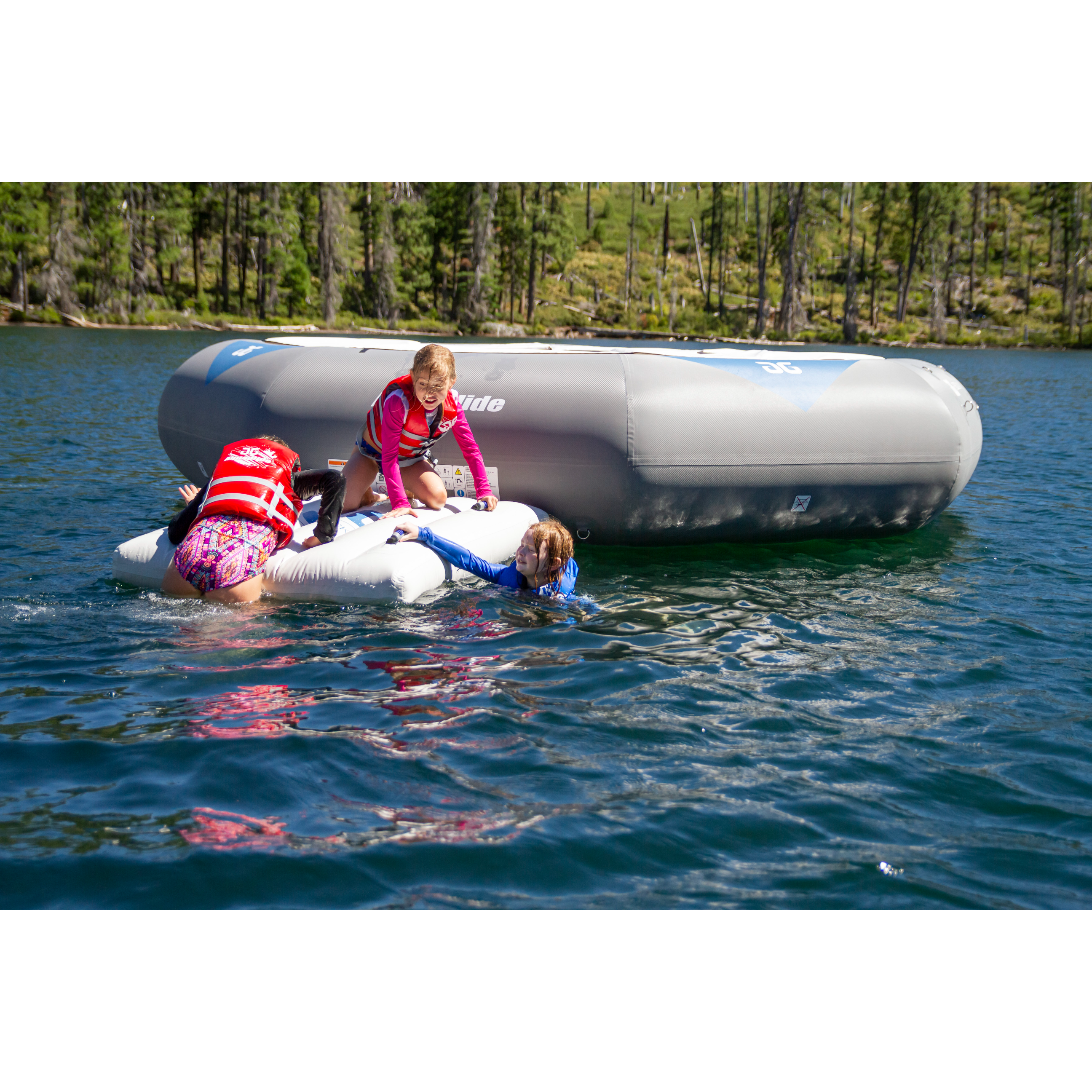 Aquaglide Recoil Trampoline 14.0 with C-Deck